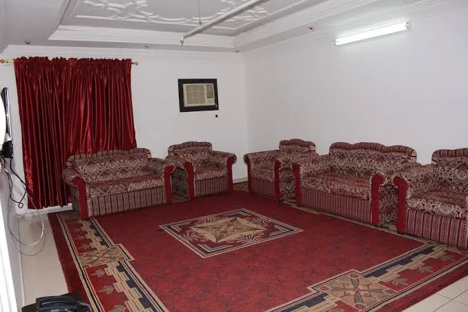 Al Eairy Furnished Apt Al Madinah 3-6