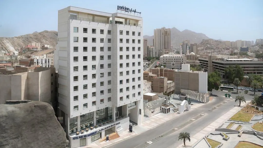 Park Inn by Radisson Makkah Thakher Alsharqi-5