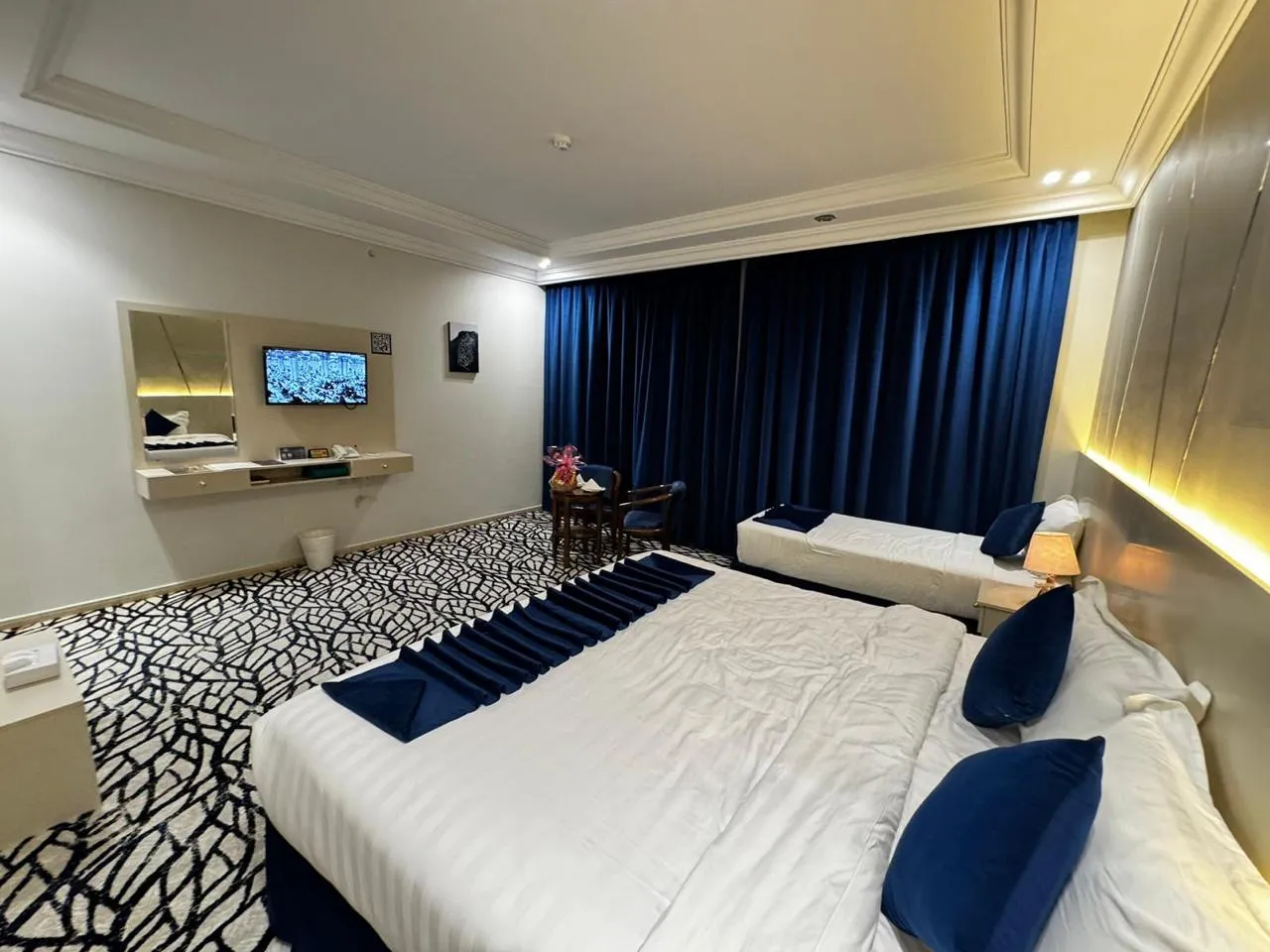 فندق سويتس المقام - Suites Almaqam Hotel-2